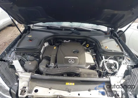 2016 Mercedes-Benz Glc 300 4Matic z USA, uszkodzony, nr VIN WDC0G4KB5GF082598